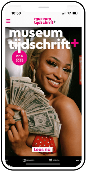 Telefoon met cover Museumtijdschrift+