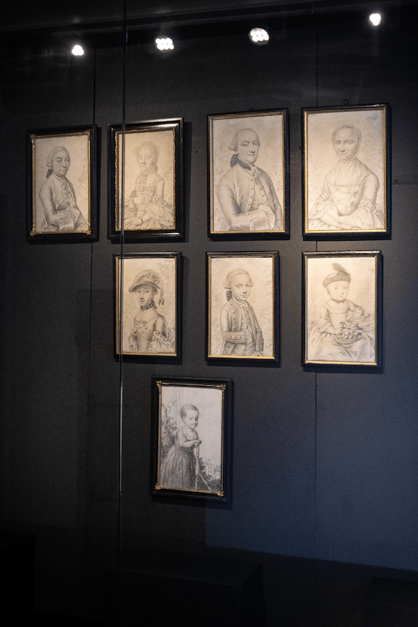 Zaaloverzicht ‘Zeeuwse portretten uit de achttiende eeuw’, foto: Frank van der Ploeg