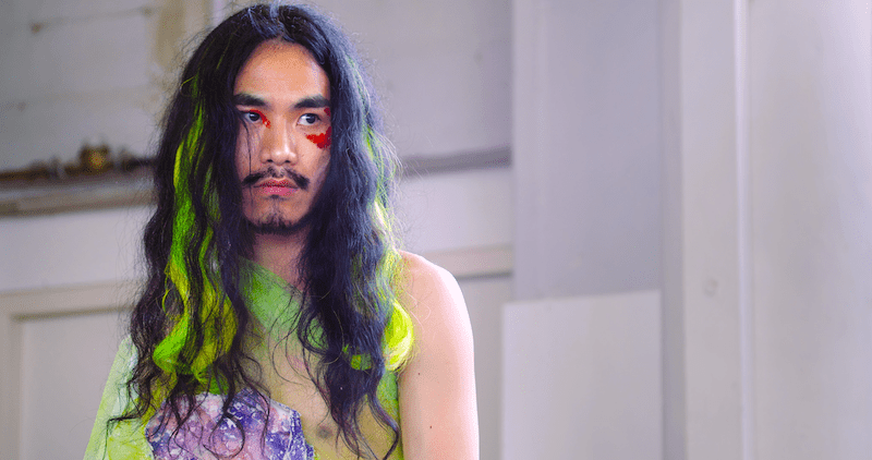 Nadh in de documentaire ‘Zoekjaar / Search Year / 無形的形狀’ © Windmill Film