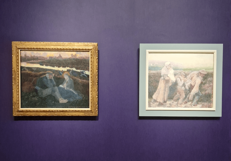 Zaaloverzicht van ‘Radical harmony’, met links ‘Avond (voor de werkstaking)’ en rechts ‘Morgen (na de werkstaking)’, beide uit 1889 van Jan Toorop, foto: Jeroen Junte