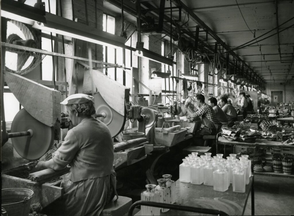 Beeld: VAL SAINT LAMBERT & DESIGN (1958-2000), Design Museum Brussels