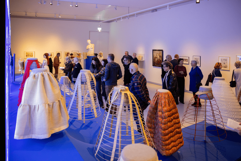 Zaaloverzicht 'In shape', foto: Evita Copier