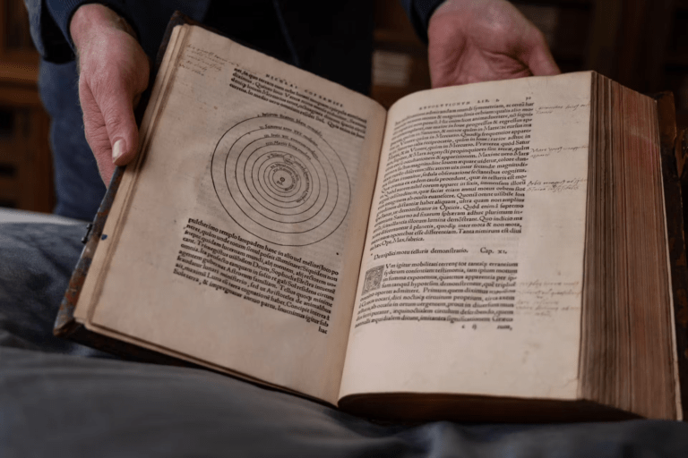 Pagina uit Copernicus, ‘Over de omwentelingen van de hemellichamen’, 1543