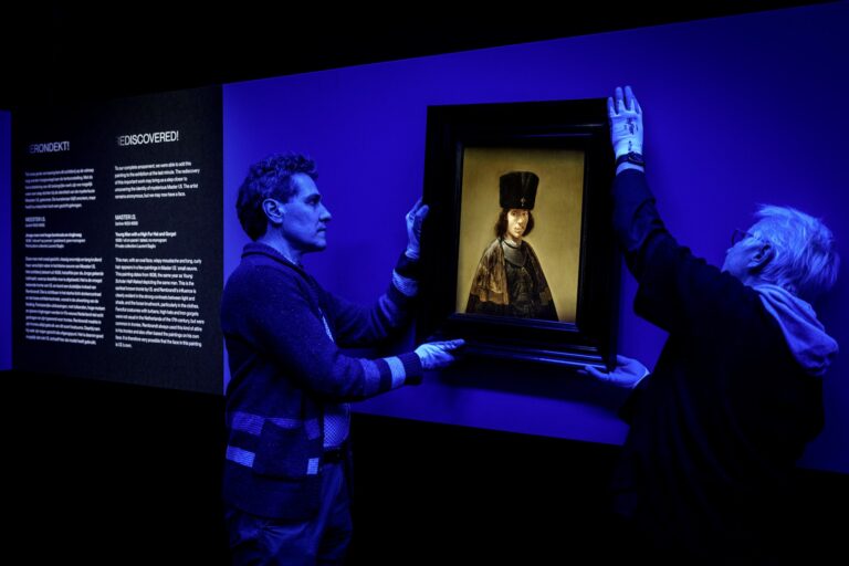 Meester I.S., ‘Jonge man met hoge bontmuts en ringkraag’, 1638