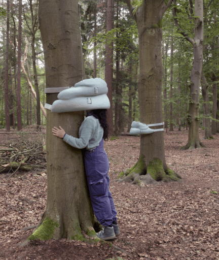 Su Melo - Tree Huggers (2026) photography Gert Jan van Rooij Su Melo, ‘Tree Huggers’, 2026, foto : Gert Jan van Rooij