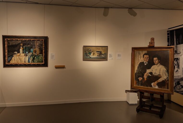 Zaaloverzicht ‘Jacob & Coba Ritsema – Broer achter zus’, foto: Noord-Veluws Museum