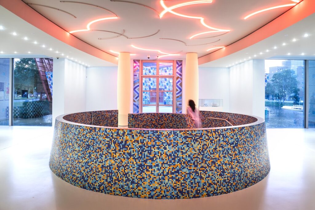 Entreehal Groninger Museum, foto: Siese Veenstra