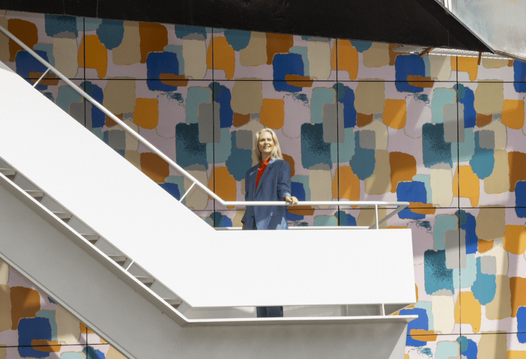 Roos Gortzak, artistiek directeur van het Groninger Museum, foto: Lin Woldendorp