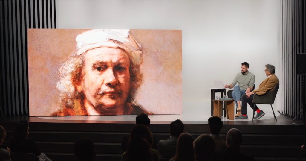 1-rembrandt Hilbert Lootsma in gesprek met kunsthistoricus Peter Hecht
